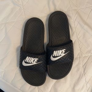 Nike slides